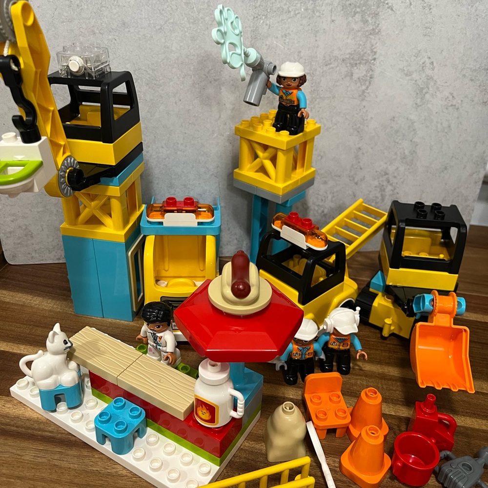 Lot of Lego DUPLO Construction Trucks Vehicles & Accessories from Set #10933 - Picture 10 of 12